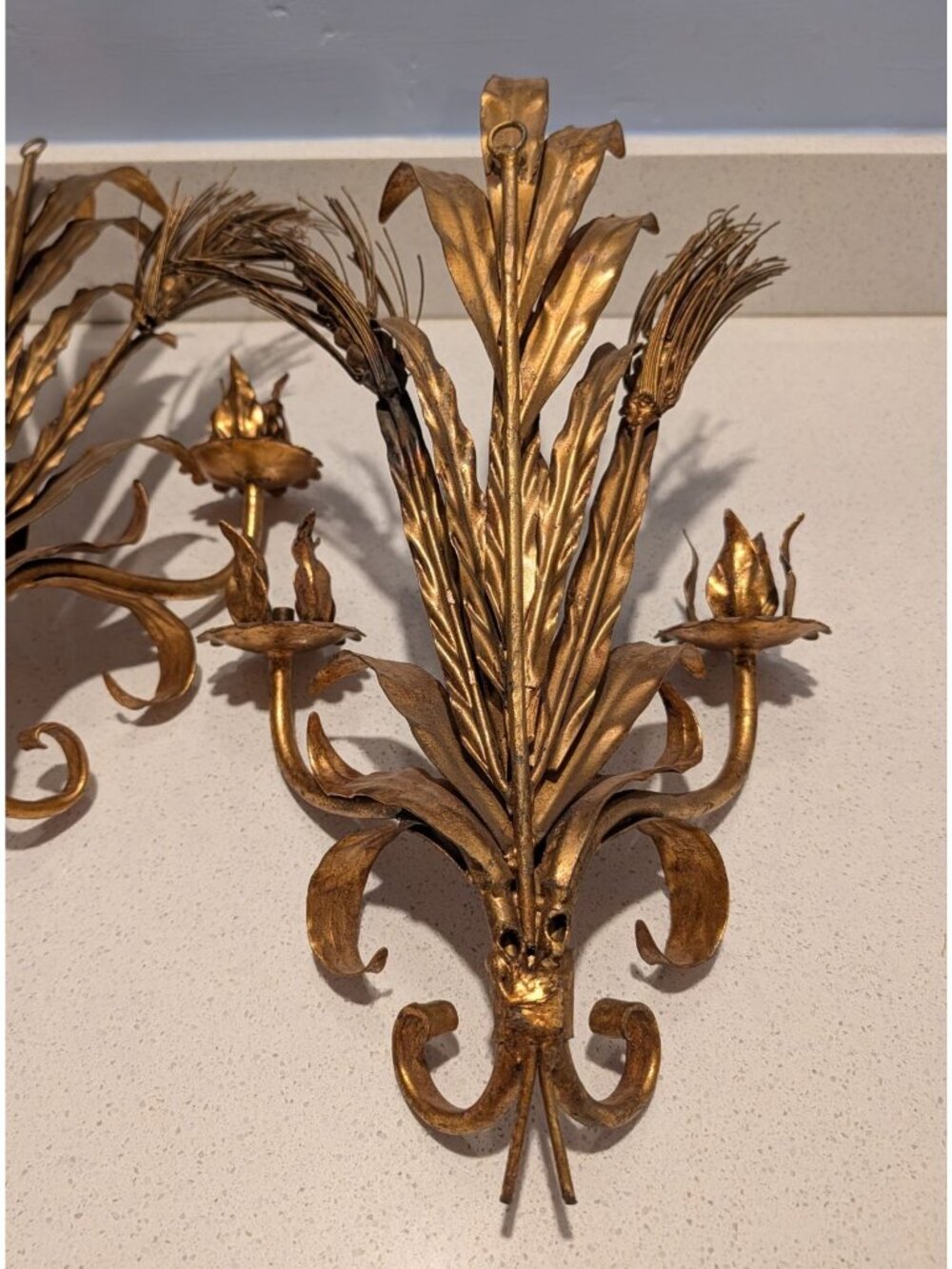 Pair of Vintage Italian Florentine Wheat Leaf Wall Sconces 17" MCM Gold Metal - Picture 3 of 16